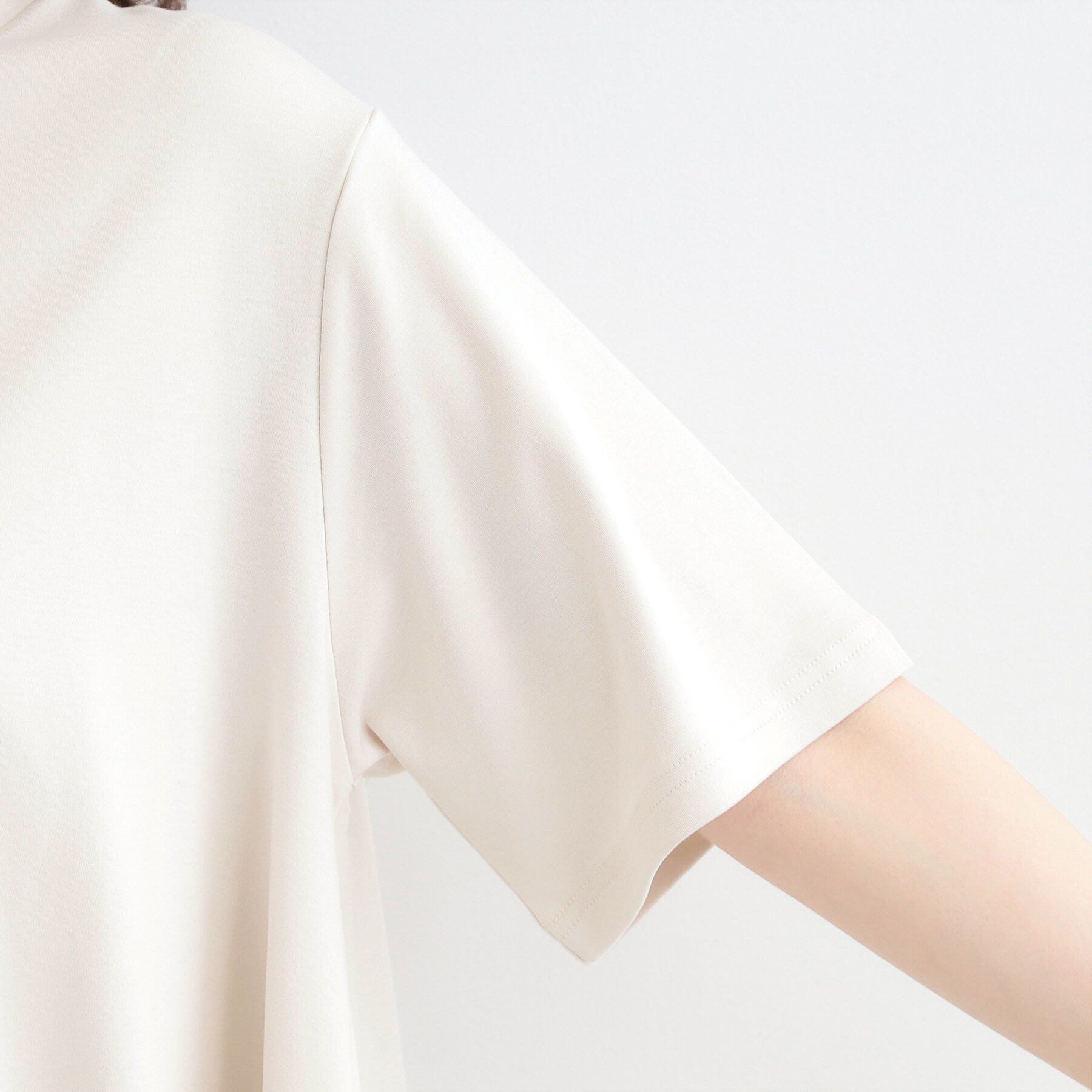 SHOO･LA･RUE「【ひんやり/UV/抗菌防臭】体型カバーも叶う　裾切り替えAライントップス」|Tシャツ・カットソー|