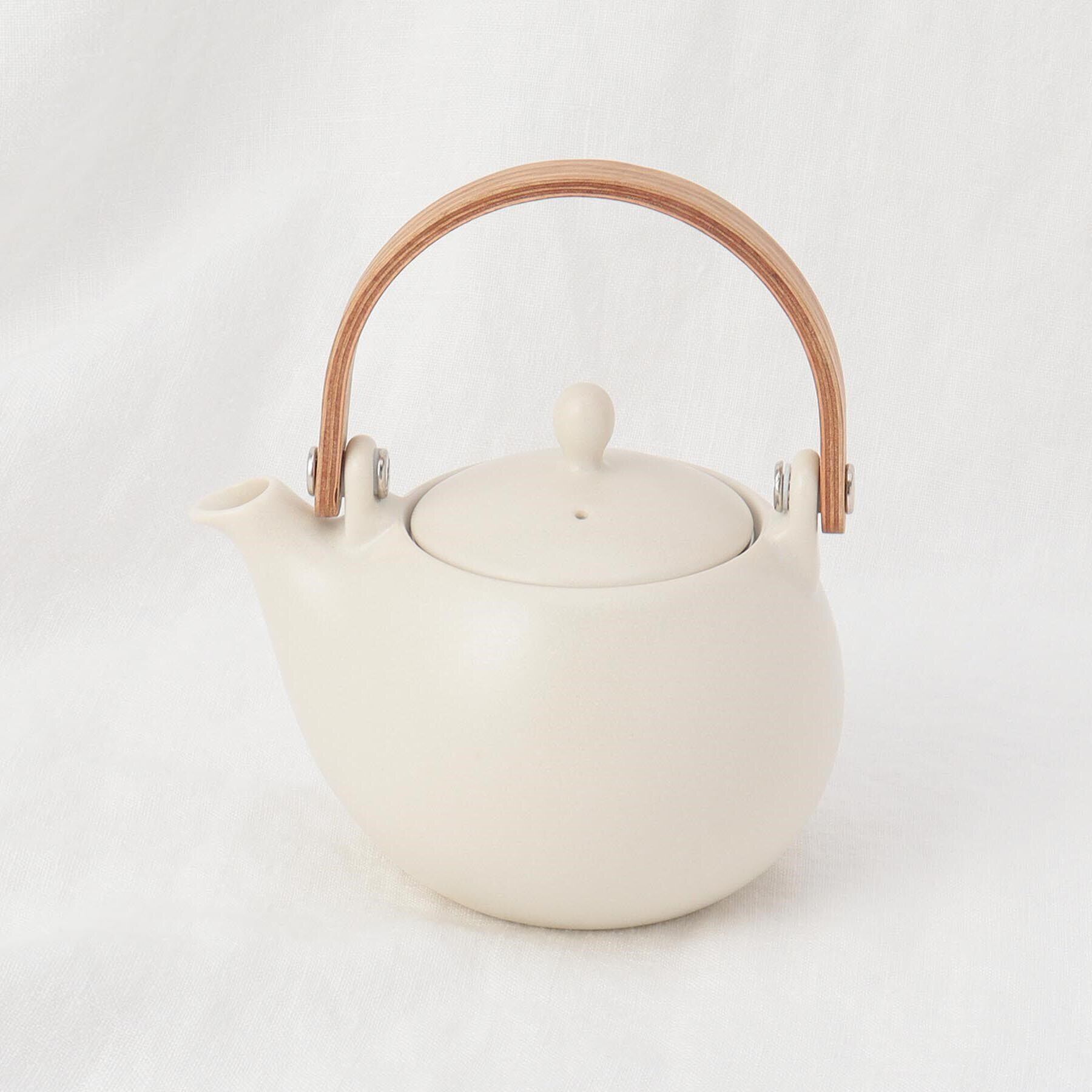 212 KITCHEN STORE「結土瓶急須330 WH ＜SALIU サリウ＞」|食器・キッチングッズ|その他