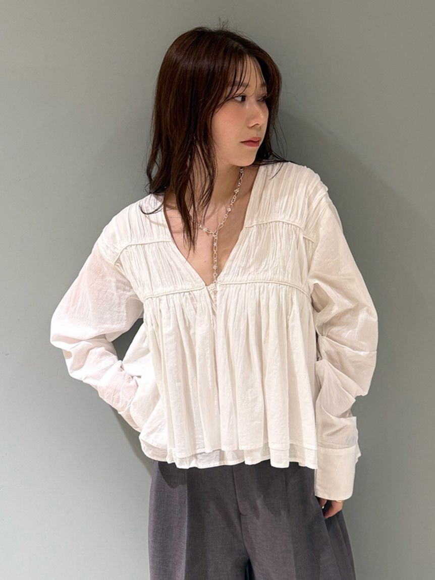 emmi atelier「コットンギャザーブラウス【アンサンブル対応】」|シャツ・ブラウス|