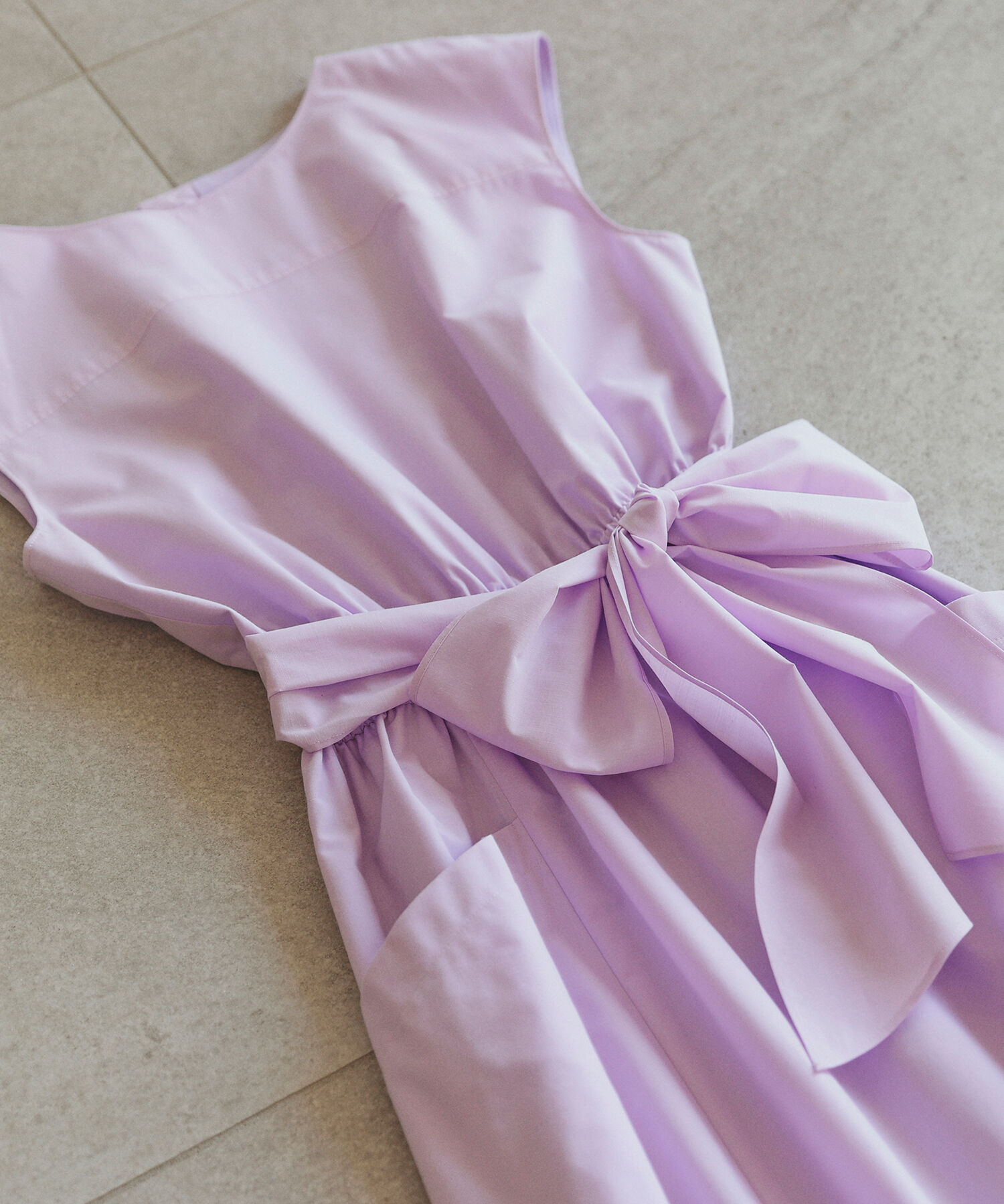  「〈ちょうど、いい服〉夏のお出かけ、るんるんワンピース」|ワンピース|パープル