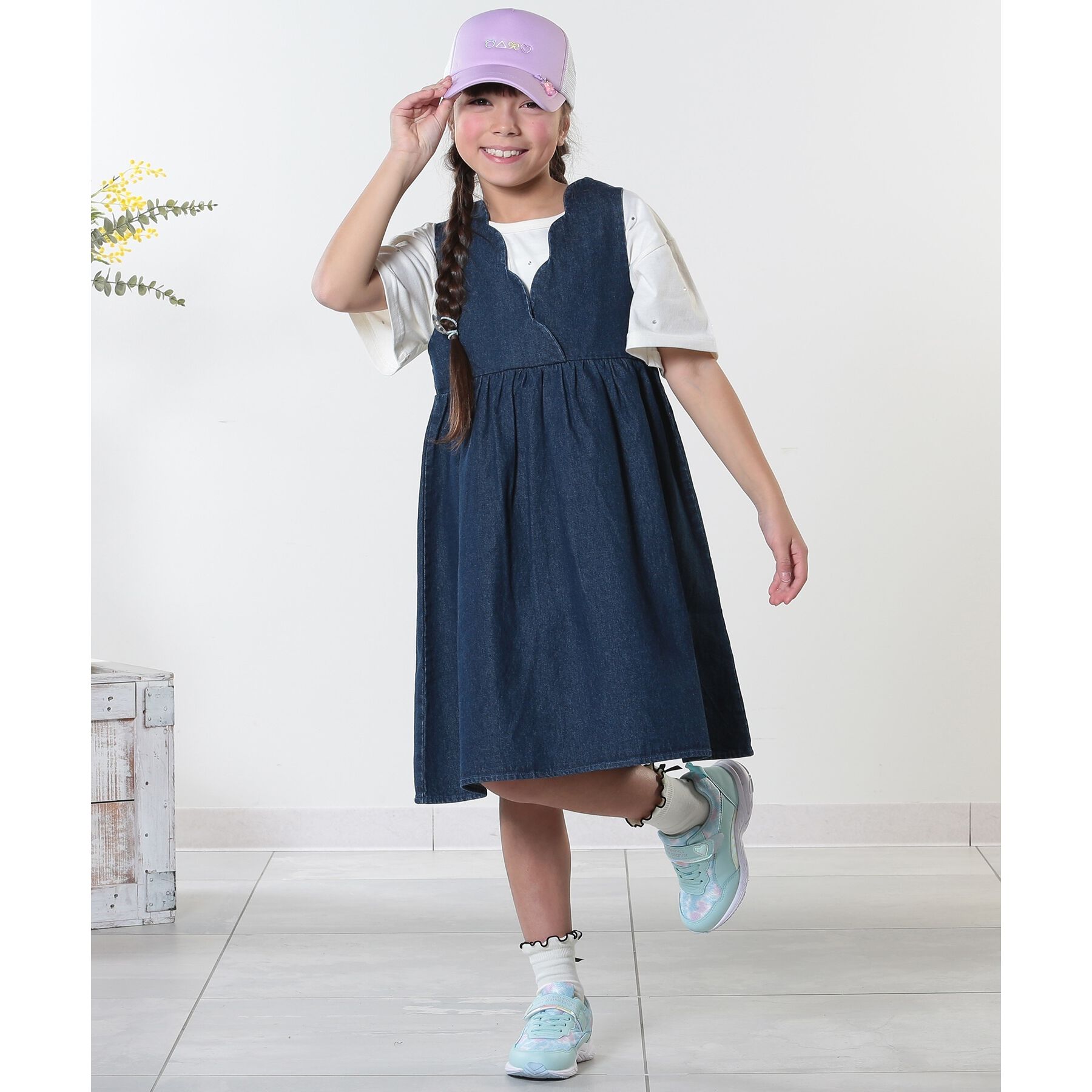 SHOO･LA･RUE「【洗える/100-150cm】スカラップ使いがキュートな デニムジャンドレ」|ワンピース|