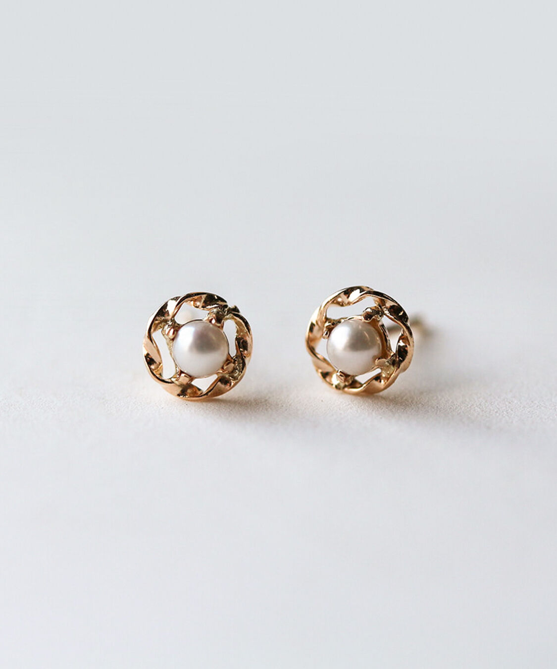  「パール ピアス | K10YG  〈Web限定〉」|ピアス|K10 イエローゴールド