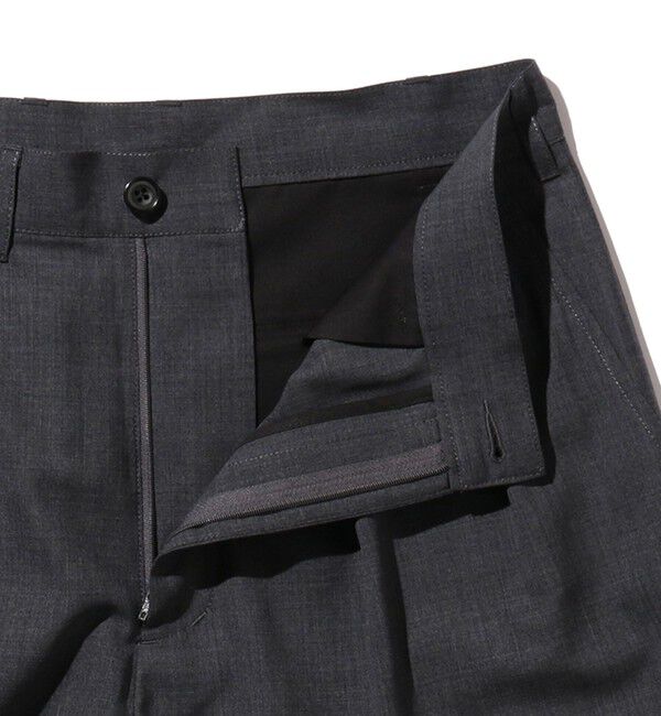 BEAMS「BEAMS PLUS｜2 Pleats Shorts Wool Tropical｜メンズ ショートパンツ ハーフパンツ｜ 通気性 涼感」|その他|