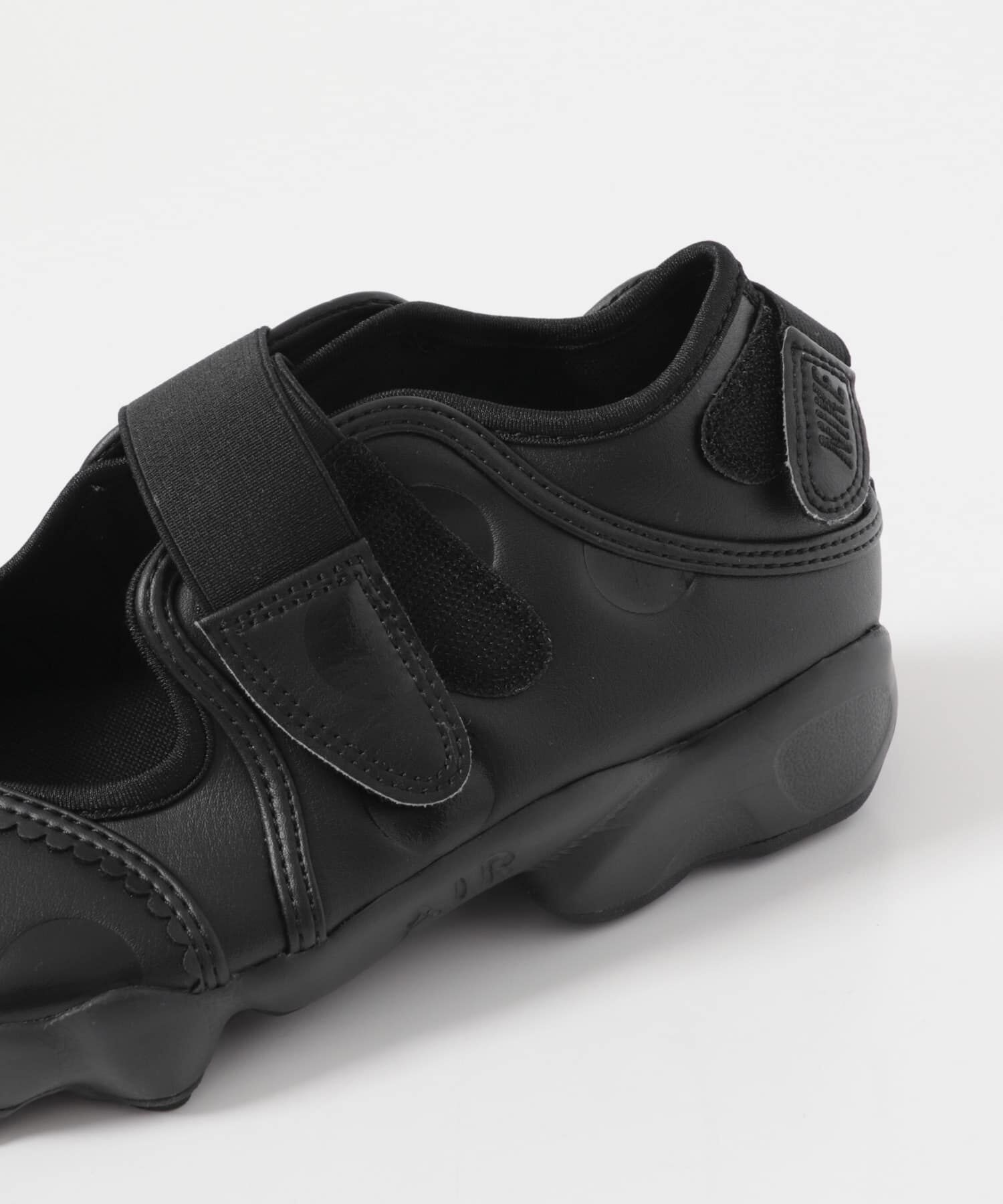 URBAN RESEARCH DOORS「NIKE　NIKE AIR RIFT DOT」|スニーカー|