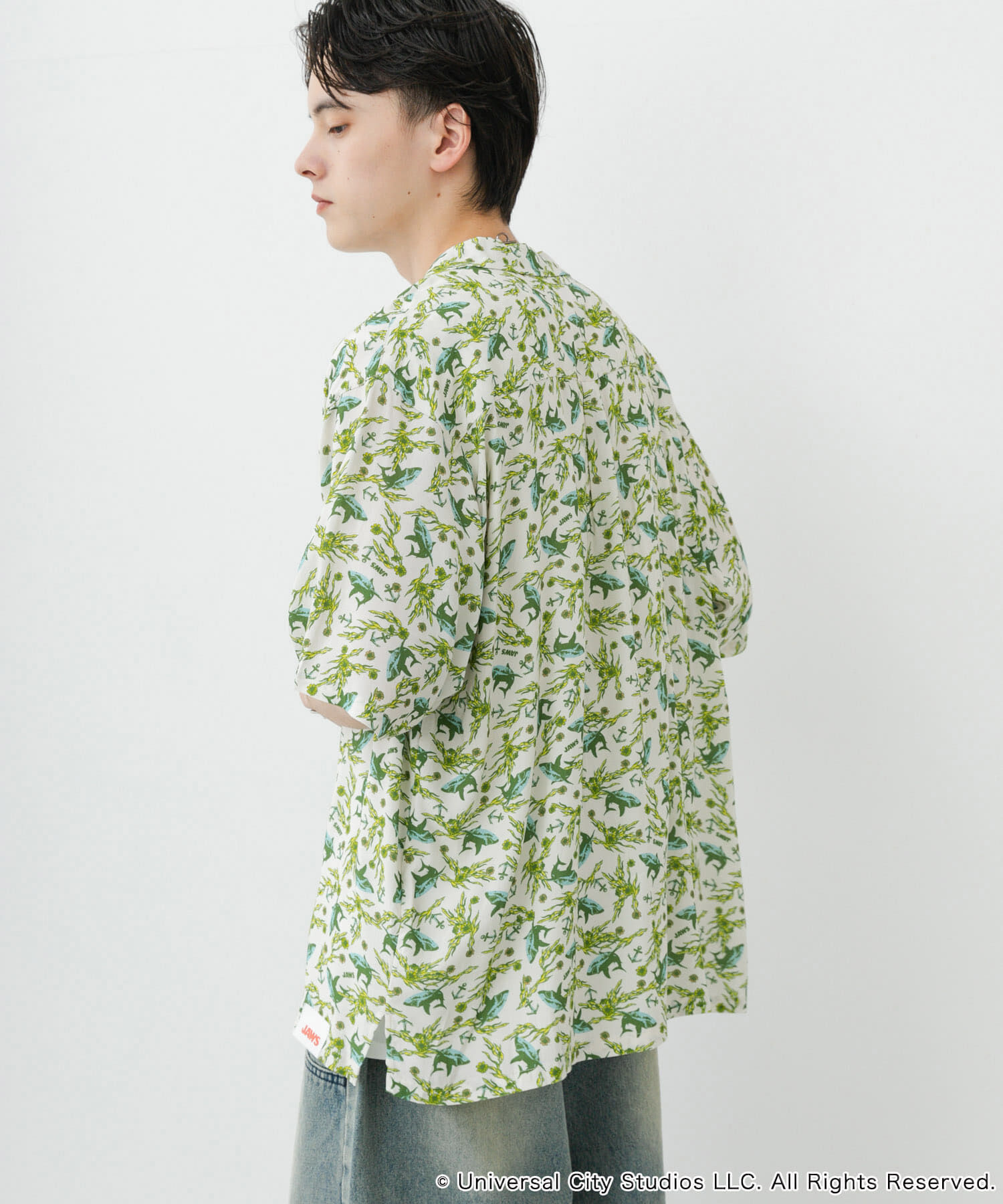 SENSE OF PLACE by URBAN RESEARCH「『別注』JAWS&times;SENSE OF PLACE　総柄オープンカラーシャツ」|シャツ・ブラウス|