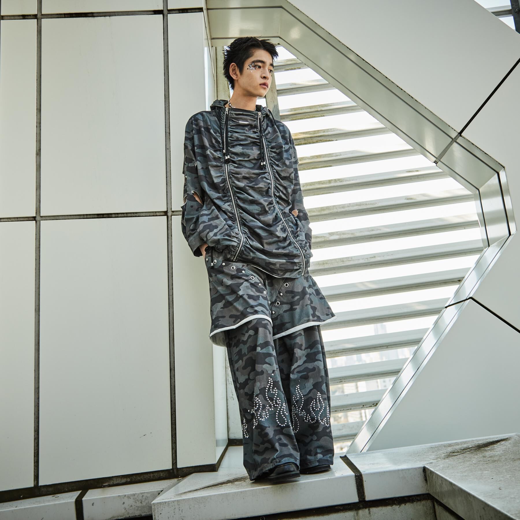 tk.TAKEO KIKUCHI「K&rsquo;PJT by AOI 『Lightweight Parka』」|パーカー|