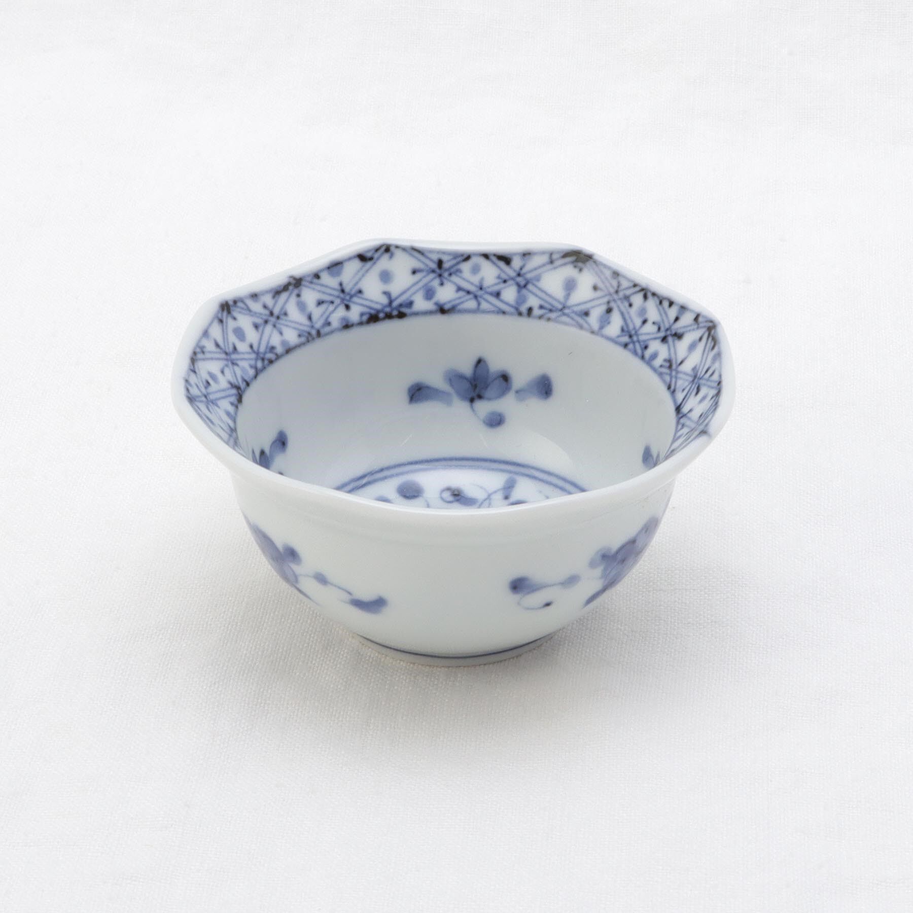 212 KITCHEN STORE「藍凛堂 八角珍味鉢 格子花紋」|食器・キッチングッズ|