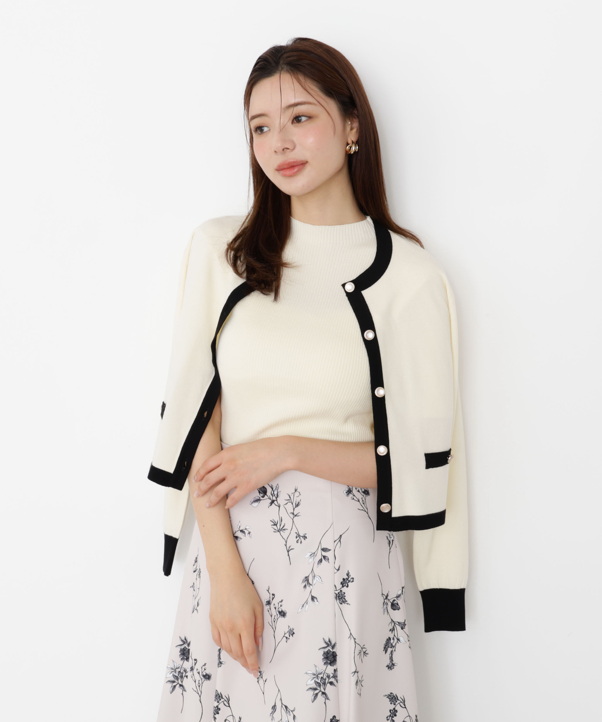 PROPORTION BODY DRESSING「＜ハンドウォッシャブル＞ニュアンス釦ニットアンサンブル 25AW」|ニット・セーター|エクリュ&times;ブ  1