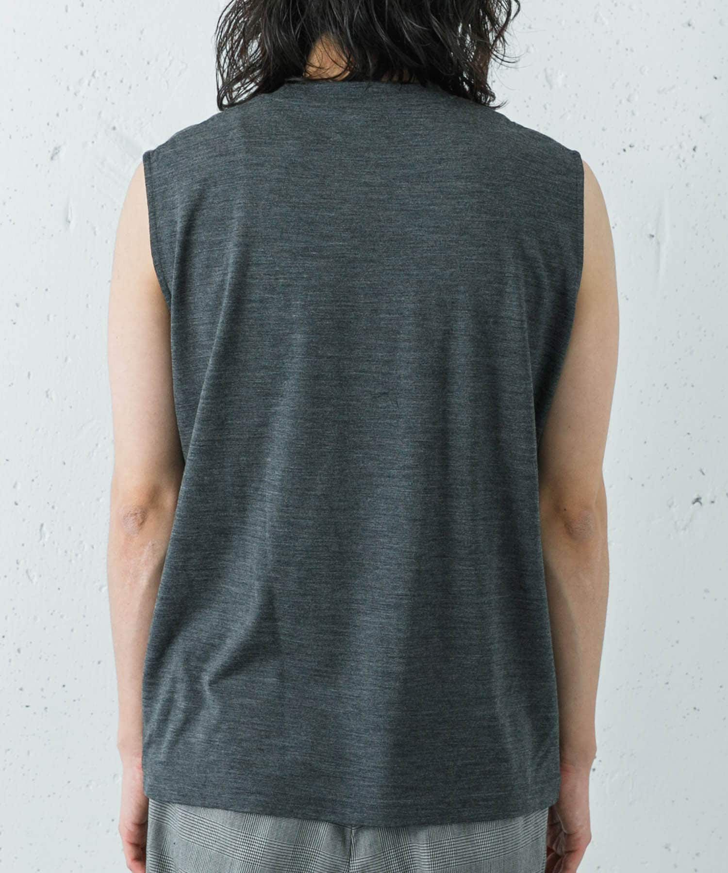 URBAN RESEARCH「new basic　WASHABLE MERINO WOOL NO-SLEEVE」|Tシャツ・カットソー|