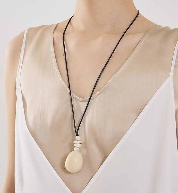 The Store by C' 「【HUNTING SEASON】THE TAGUA PENDANT NECKLA」|ネックレス|アイボリー