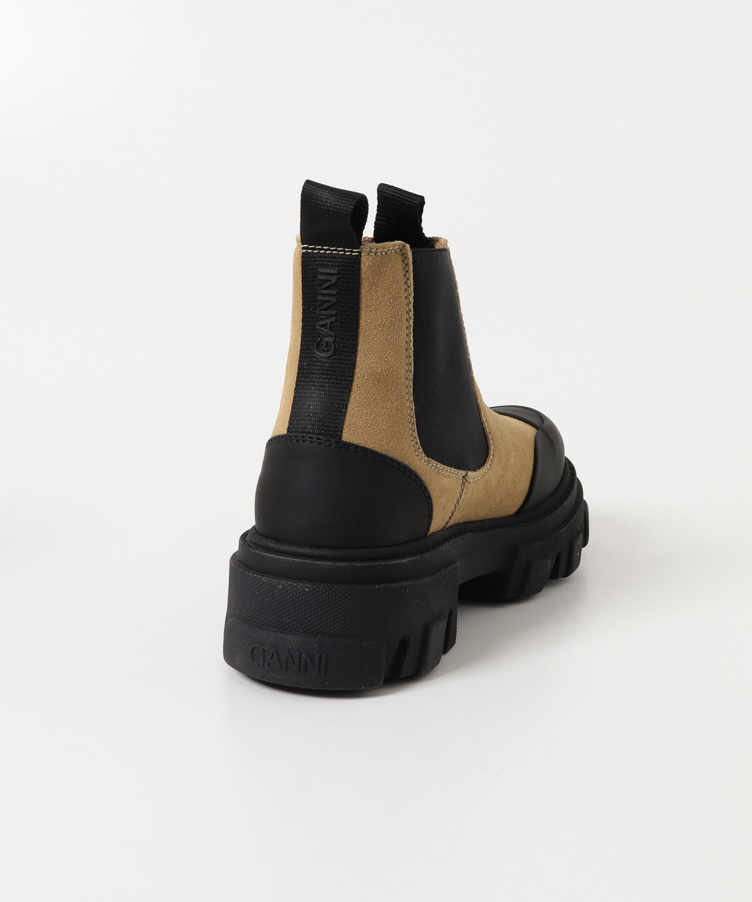 URBAN RESEARCH「GANNI　Cleated Low Chelsea Boot」|ショートブーツ|