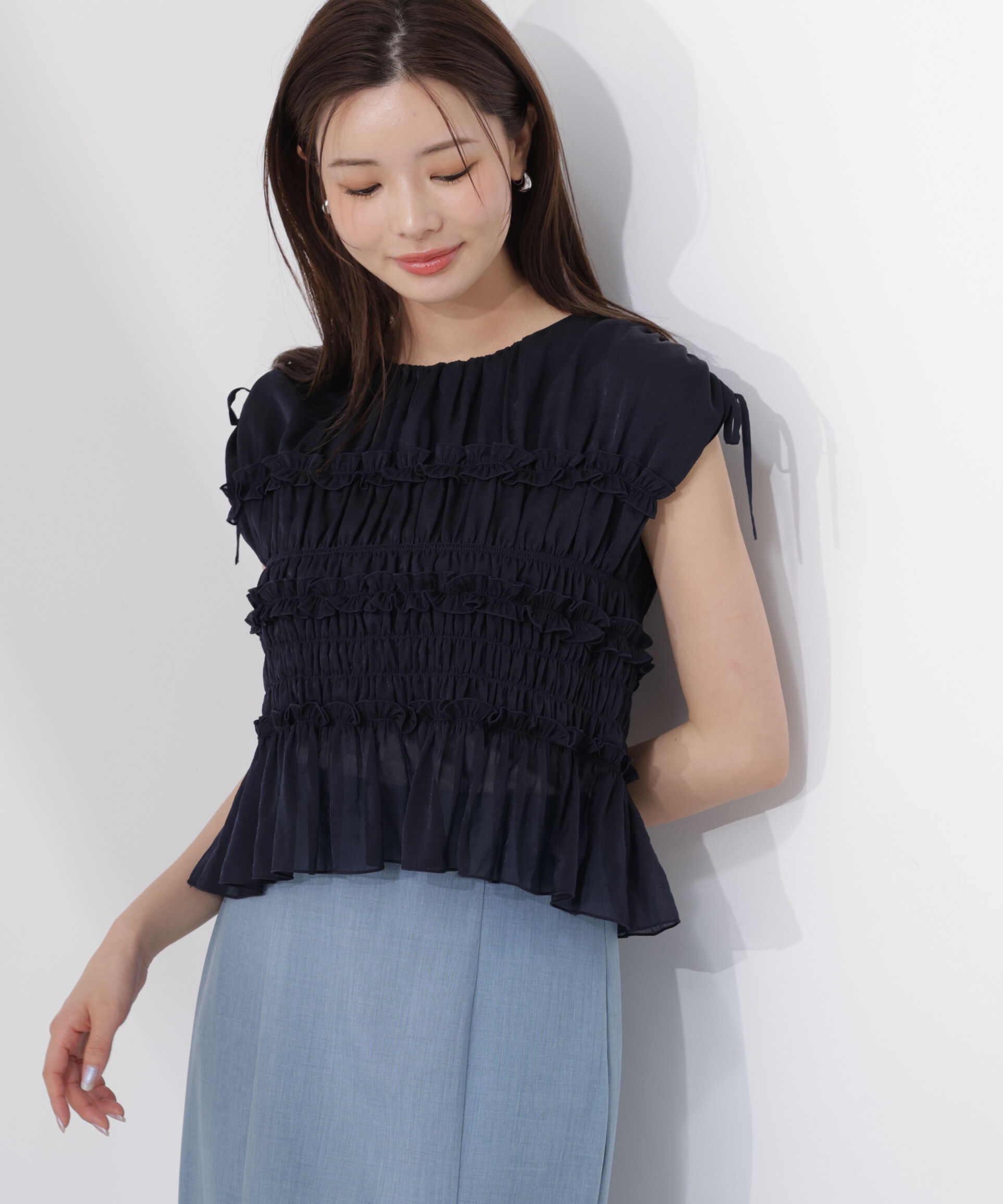 PROPORTION BODY DRESSING「〈a/mie〉シャーリングフリルブラウス＜ブルー：WEB限定＞」|シャツ・ブラウス|ネイビー