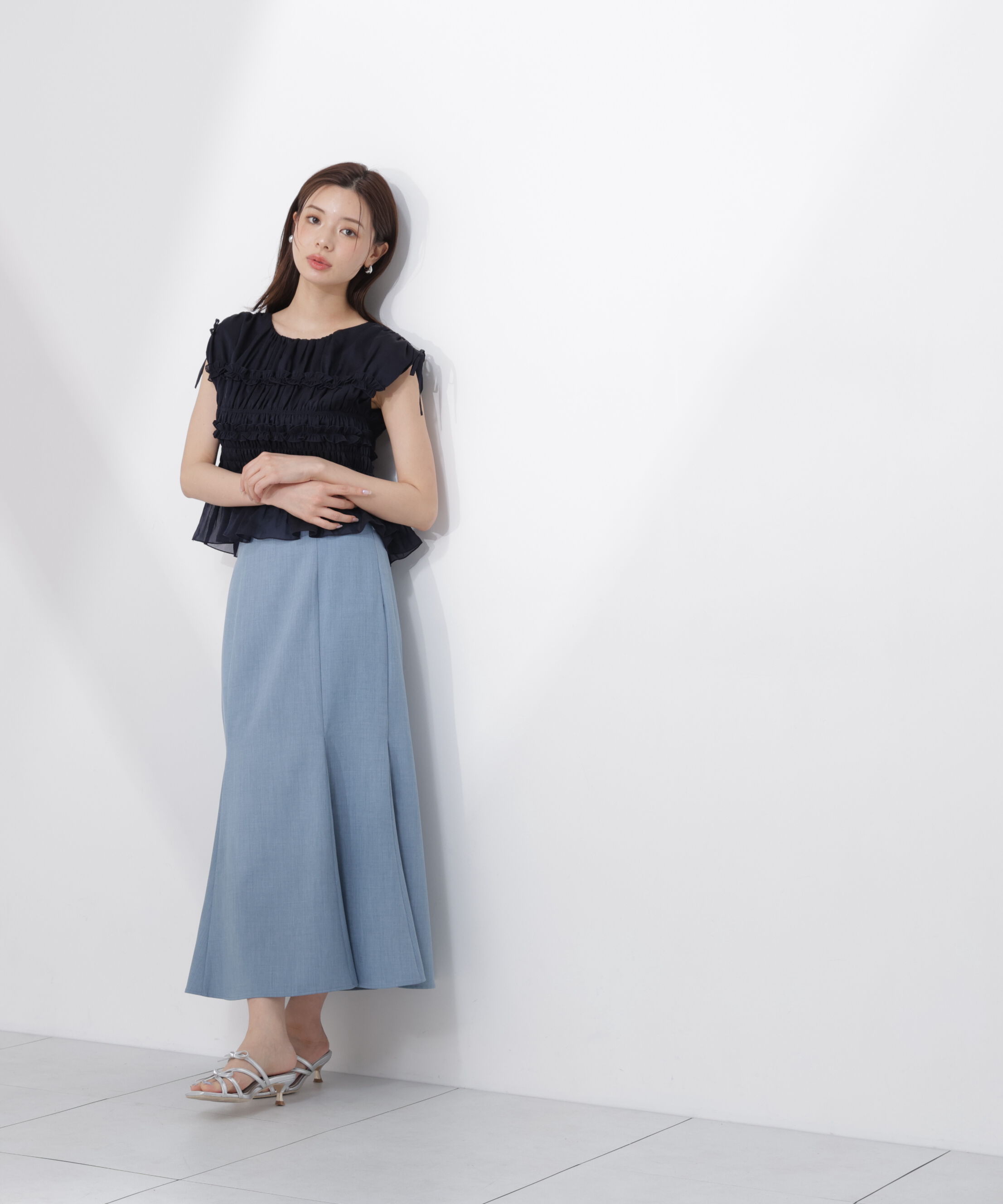 PROPORTION BODY DRESSING「〈a/mie〉シャーリングフリルブラウス＜ブルー：WEB限定＞」|シャツ・ブラウス|
