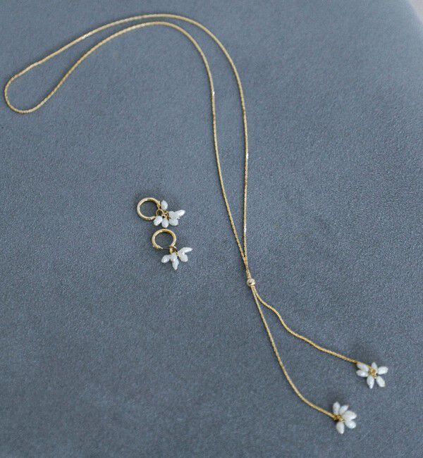 quaranciel「quaranciel: ミニ 淡水パール フラワーデザイン フープ ピアス」|ピアス|