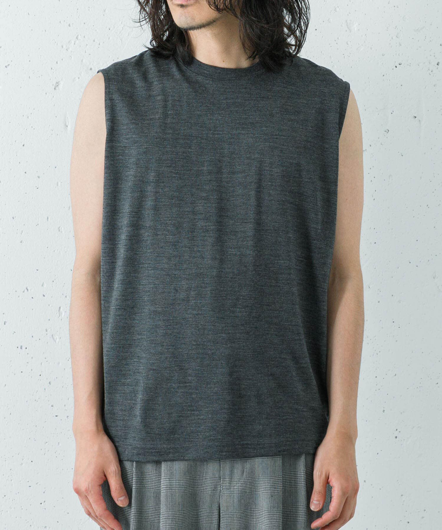 URBAN RESEARCH「new basic　WASHABLE MERINO WOOL NO-SLEEVE」|Tシャツ・カットソー|