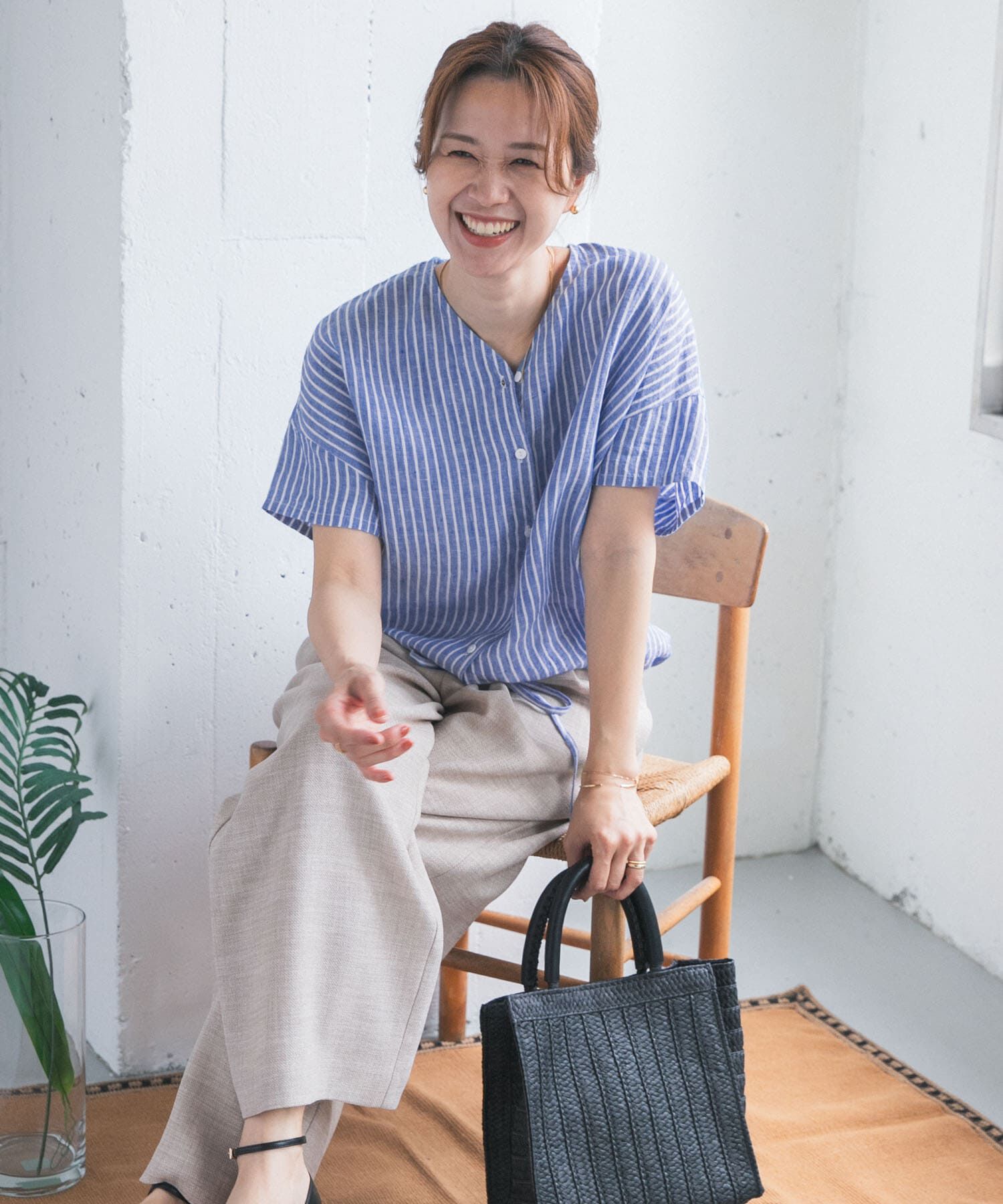 URBAN RESEARCH DOORS「リネンフレンチスリーブドロストブラウス」|シャツ・ブラウス|