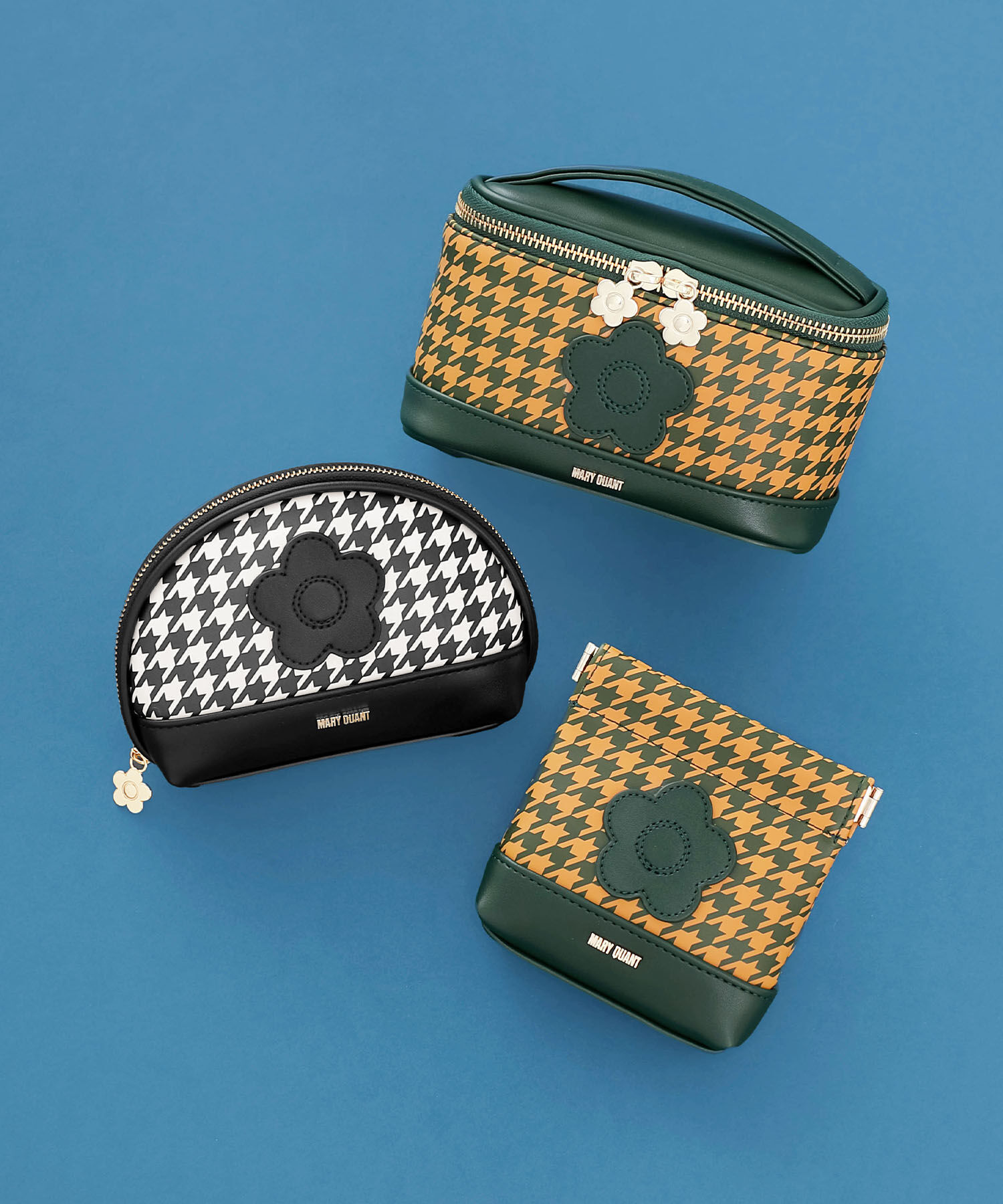 MARY QUANT「千鳥デイジーパッチ バニティ」|ポーチ|
