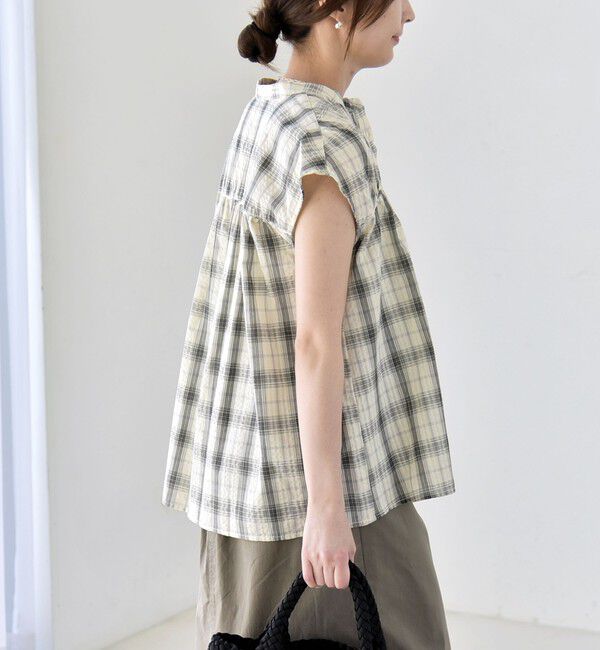 quaranciel「《予約》quaranciel:〈手洗い可能〉チェック ギャザー バンドカラー フレンチ シャツ」|シャツ・ブラウス|