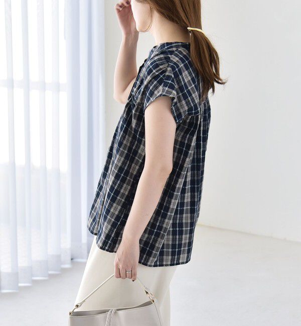 quaranciel「《予約》quaranciel:〈手洗い可能〉チェック ギャザー バンドカラー フレンチ シャツ」|シャツ・ブラウス|