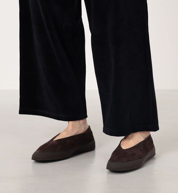 TOMORROWLAND GOODS「LE MONDE BERYL APRES SCI SUEDE スウェードフラットシューズ」|バレエシューズ|