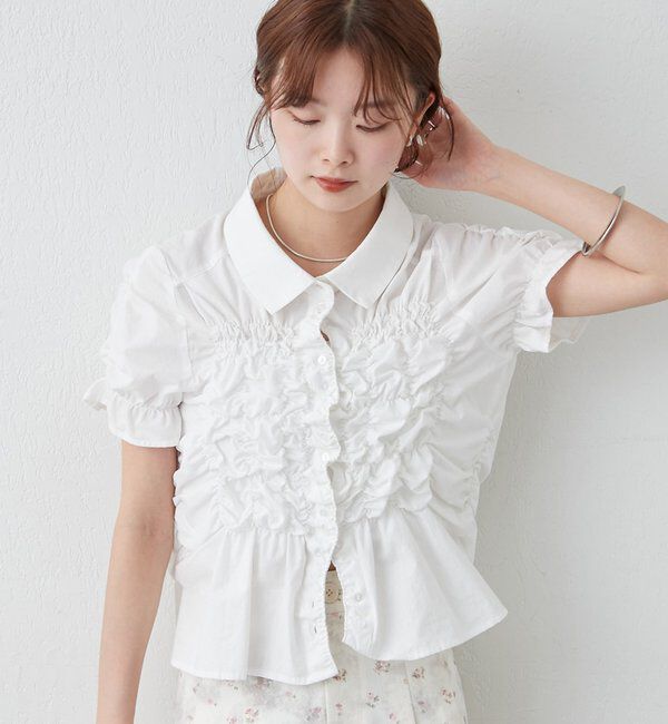  「シャーリングシェイプシャツ」|シャツ・ブラウス|オフホワイト