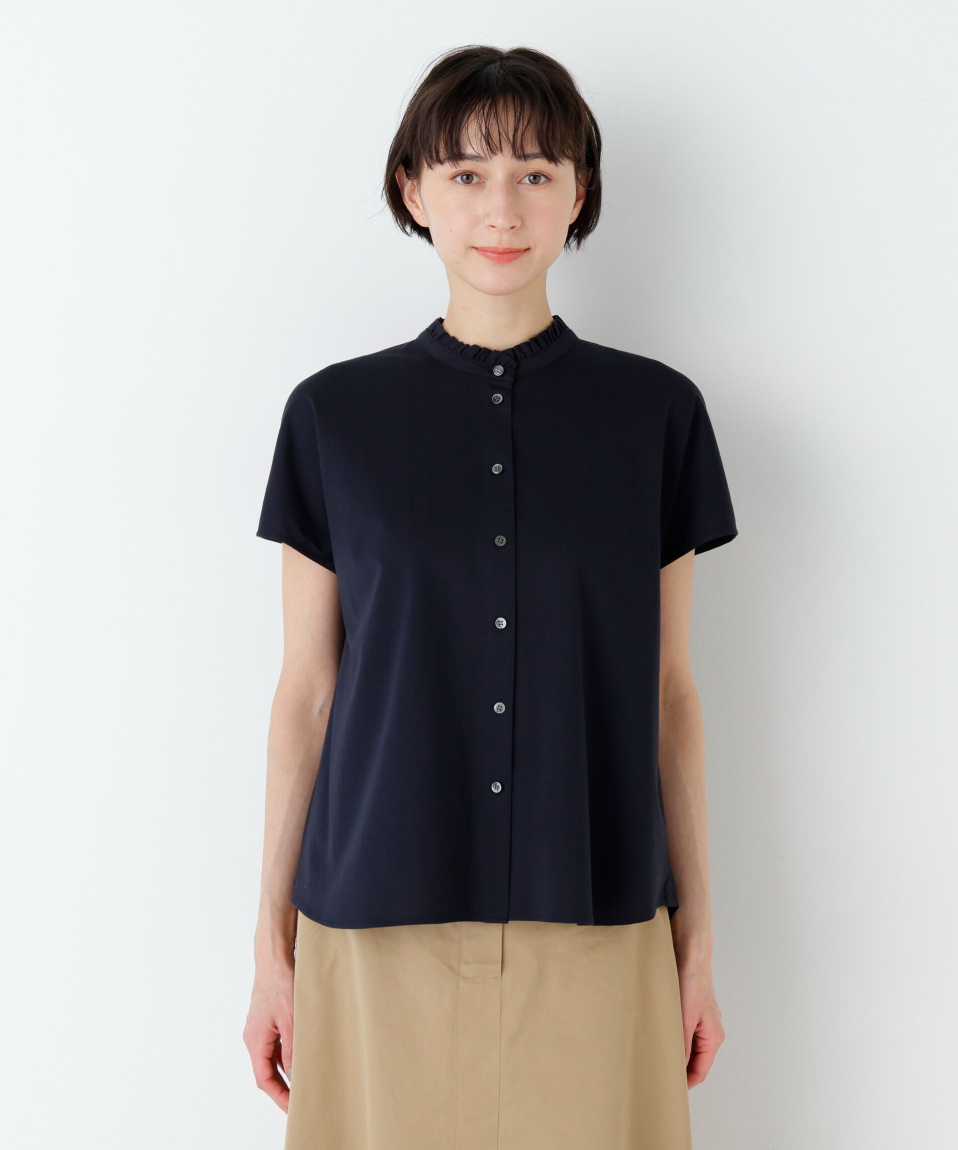  「《洗える》ライトカットソースタンドフリルブラウス」|Tシャツ・カットソー|