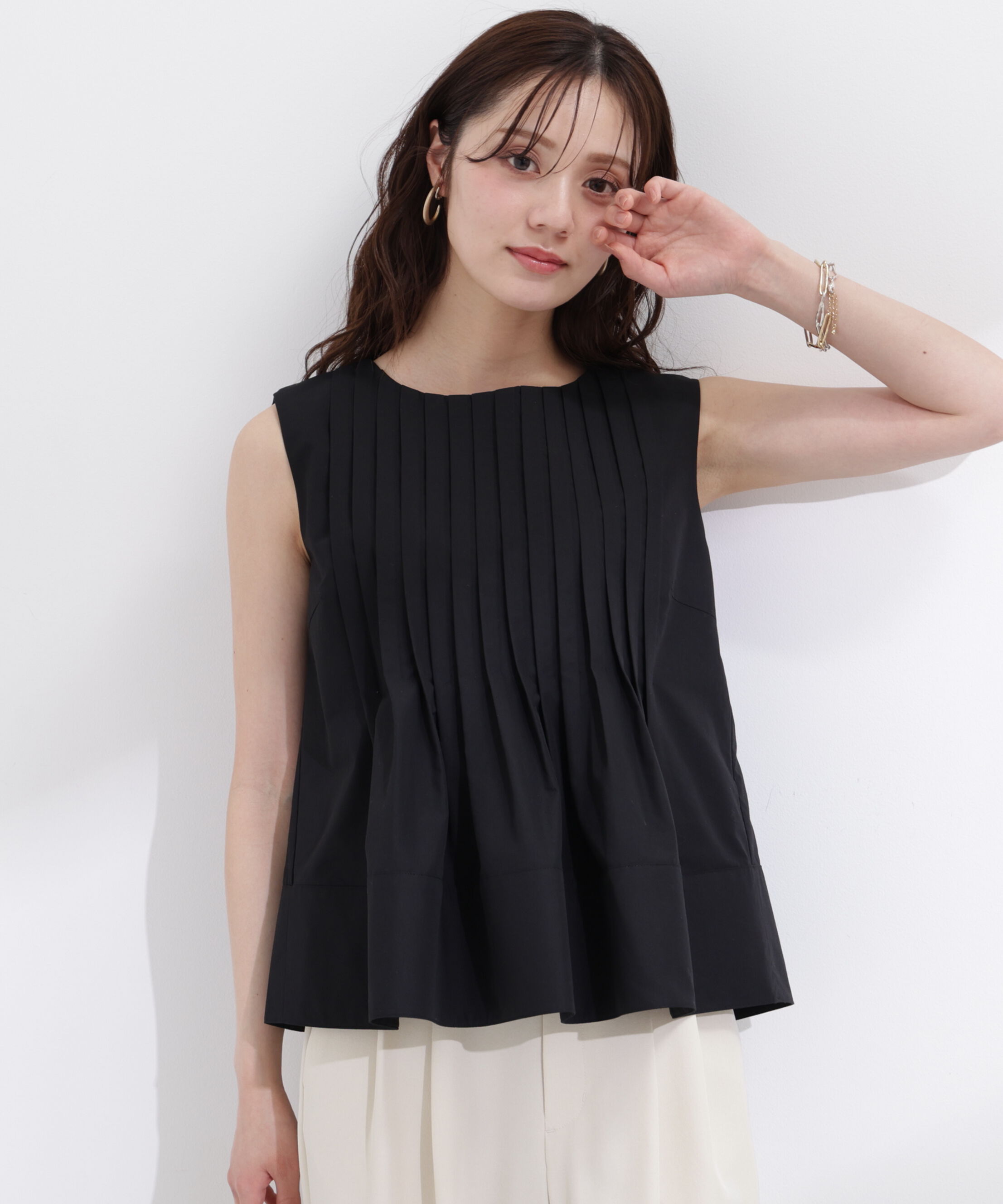 PROPORTION BODY DRESSING「〈a/mie〉ピンタックフレアーブラウス26SS」|シャツ・ブラウス|ブラック