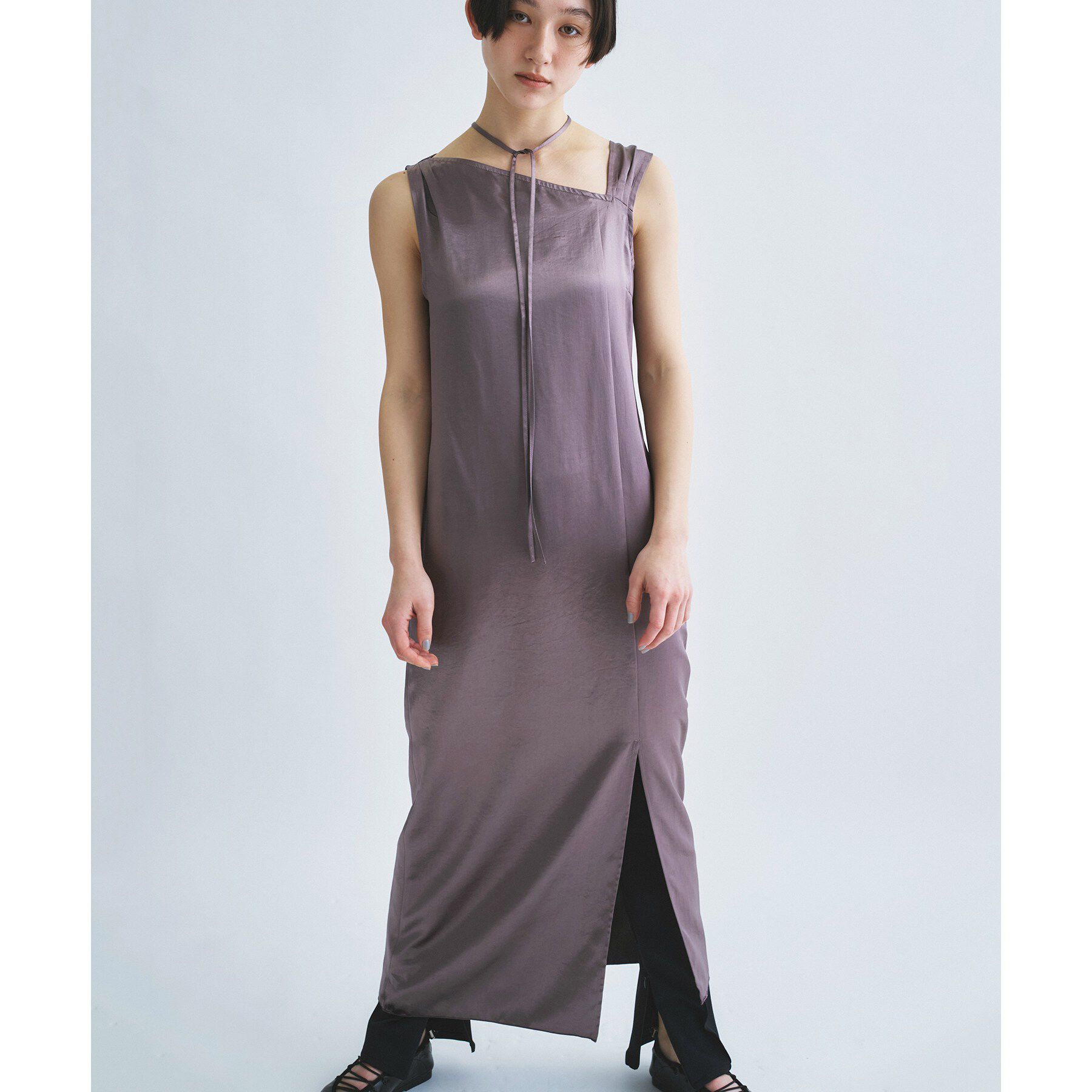 CODE A「satin neck slit dress」|ワンピース|モカブラウン(042