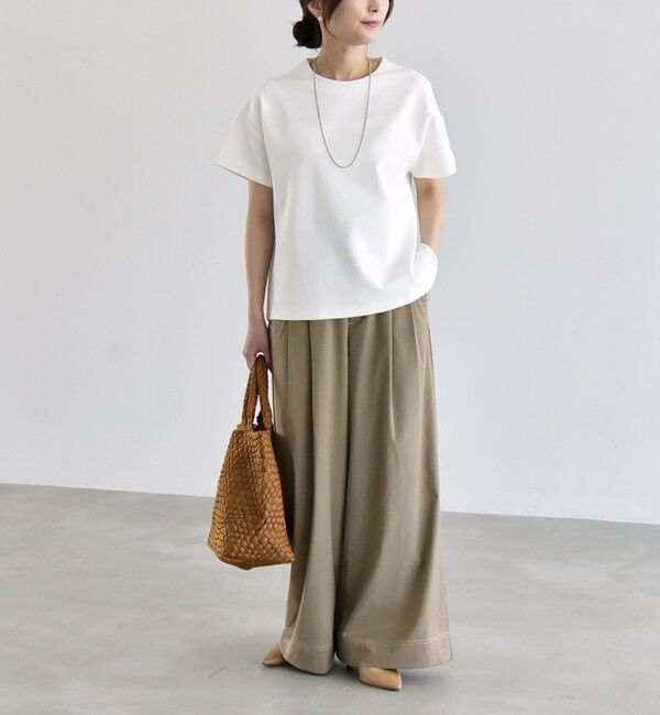 quaranciel「《予約》quaranciel:〈洗濯機可能〉ライト ポンチ バッグ ボタン ショートスリーブ TEE」|Tシャツ・カットソー|