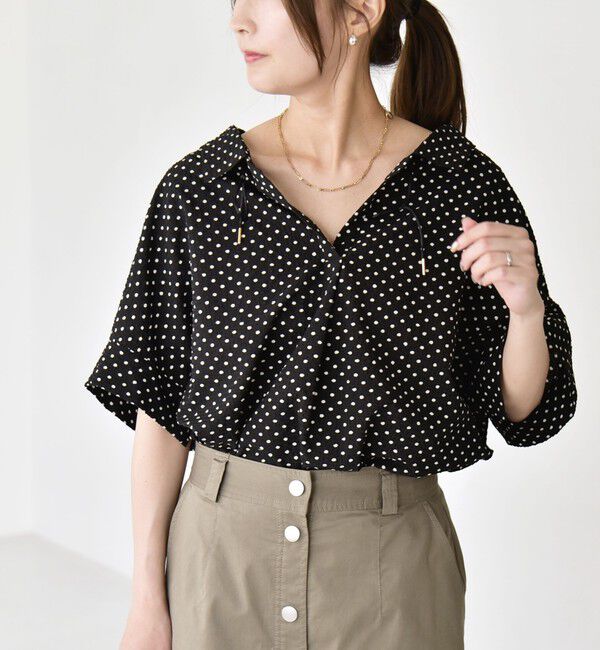 quaranciel「《予約》quaranciel:〈手洗い可能〉サッカー ドロストカラー スキッパー シャツ ブラウス」|シャツ・ブラウス|