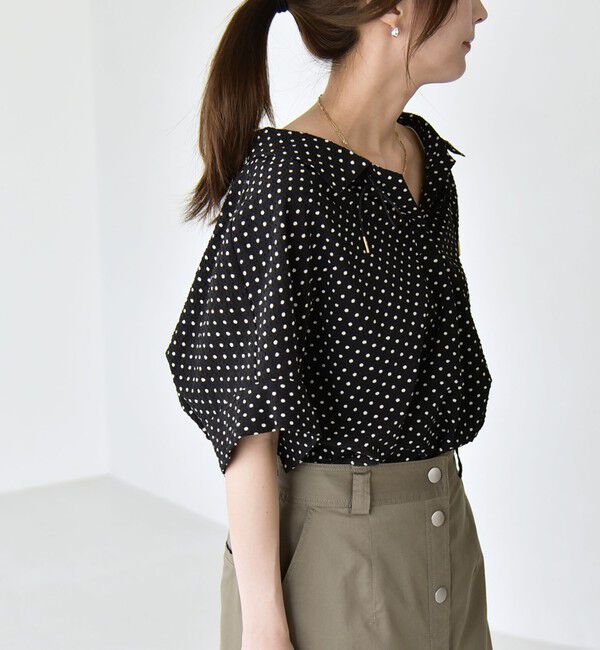 quaranciel「《予約》quaranciel:〈手洗い可能〉サッカー ドロストカラー スキッパー シャツ ブラウス」|シャツ・ブラウス|
