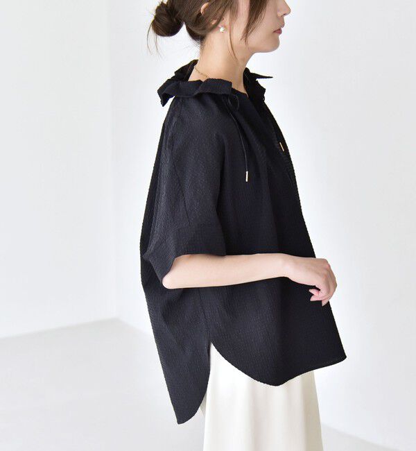 quaranciel「《予約》quaranciel:〈手洗い可能〉サッカー ドロストカラー スキッパー シャツ ブラウス」|シャツ・ブラウス|