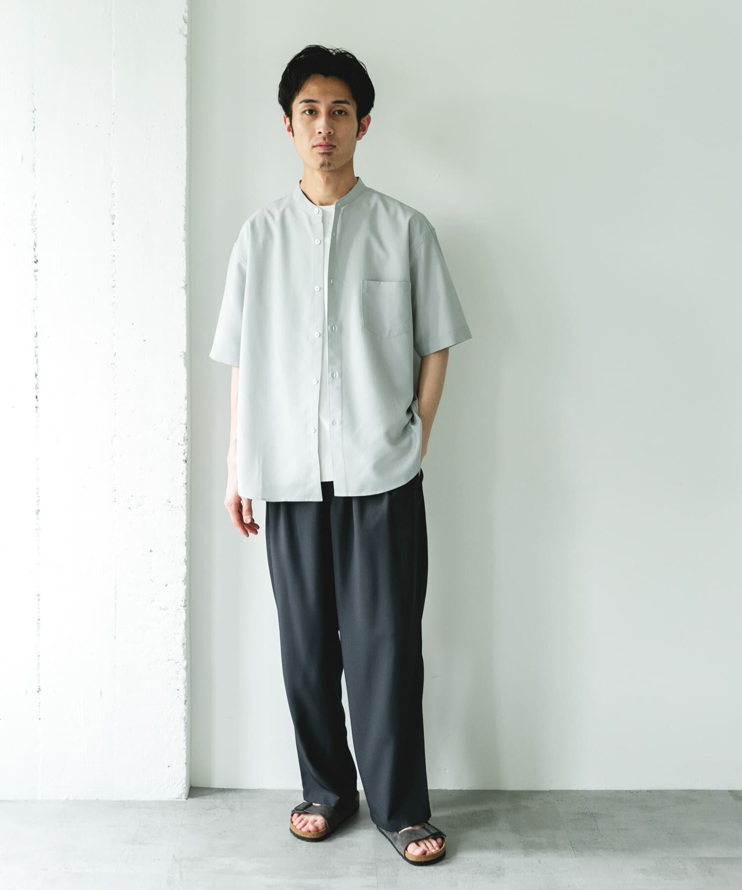 URBAN RESEARCH DOORS「『吸水速乾』セオアルファバンドカラーショートスリーブシャツ」|シャツ・ブラウス|