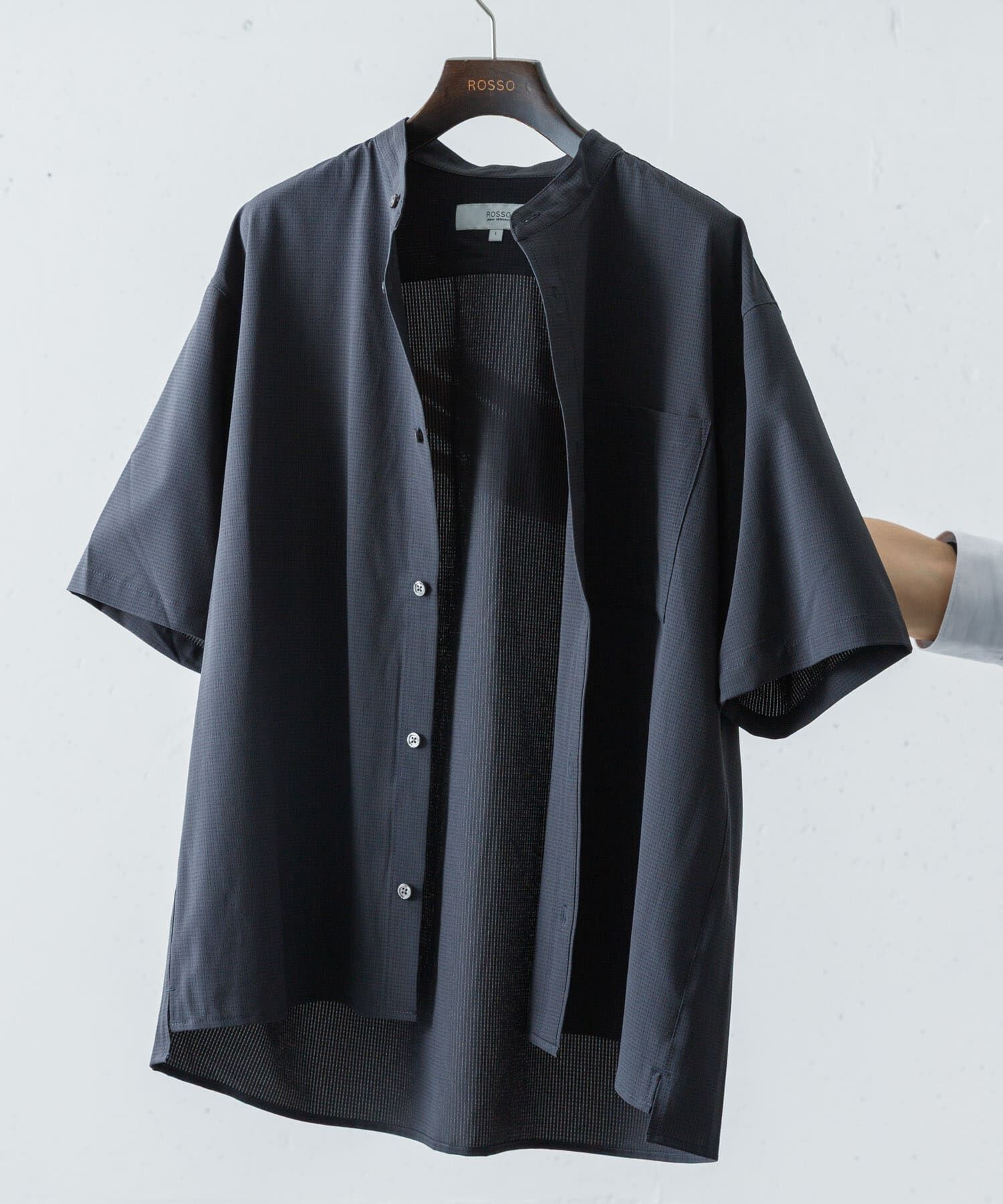 URBAN RESEARCH ROSSO「『WEB限定』『XLサイズあり』『吸水速乾』Air Stretch バンドカラーシャツ」|シャツ・ブラウス|