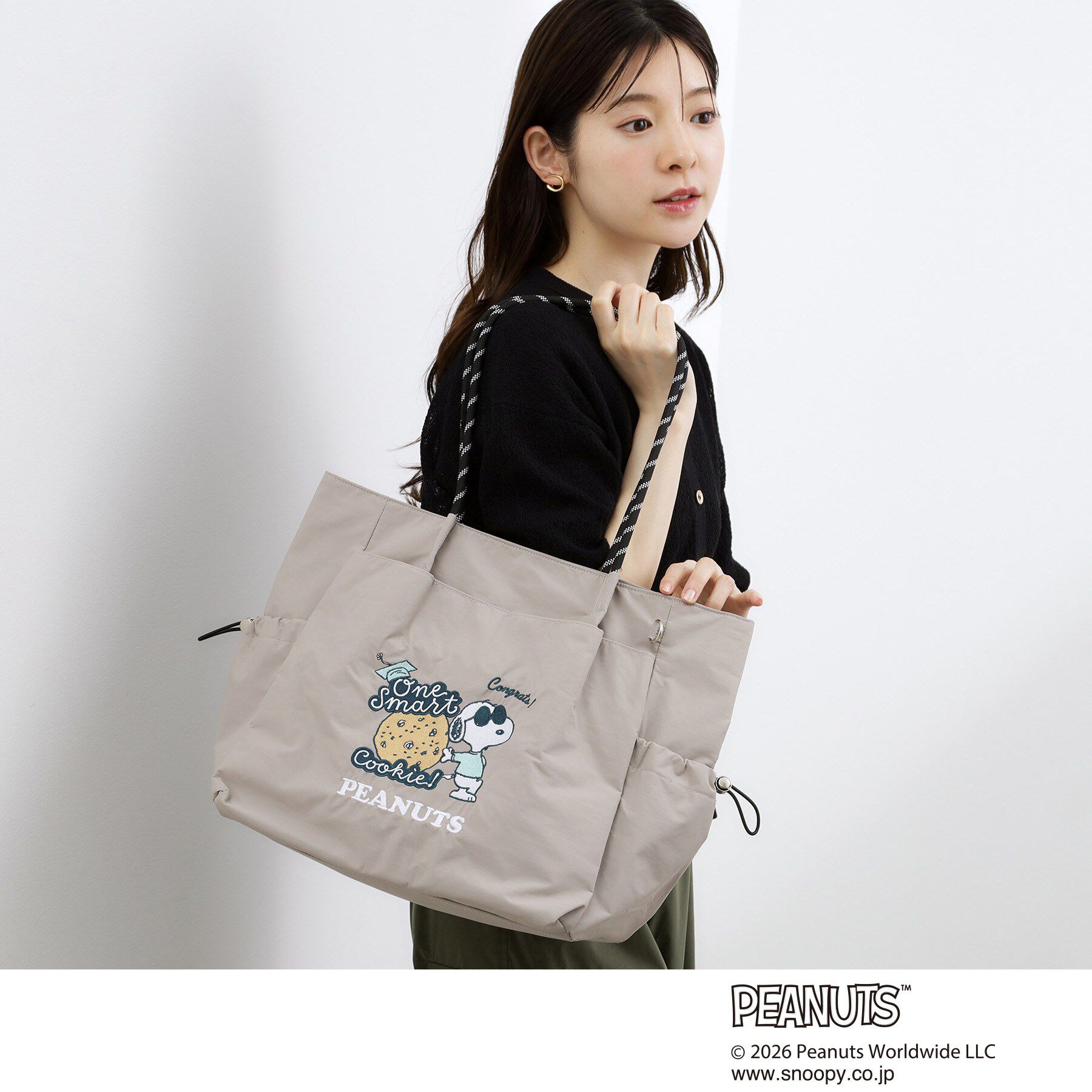 grove「【PEANUTS】撥水多ポケロープトート」|トートバッグ|