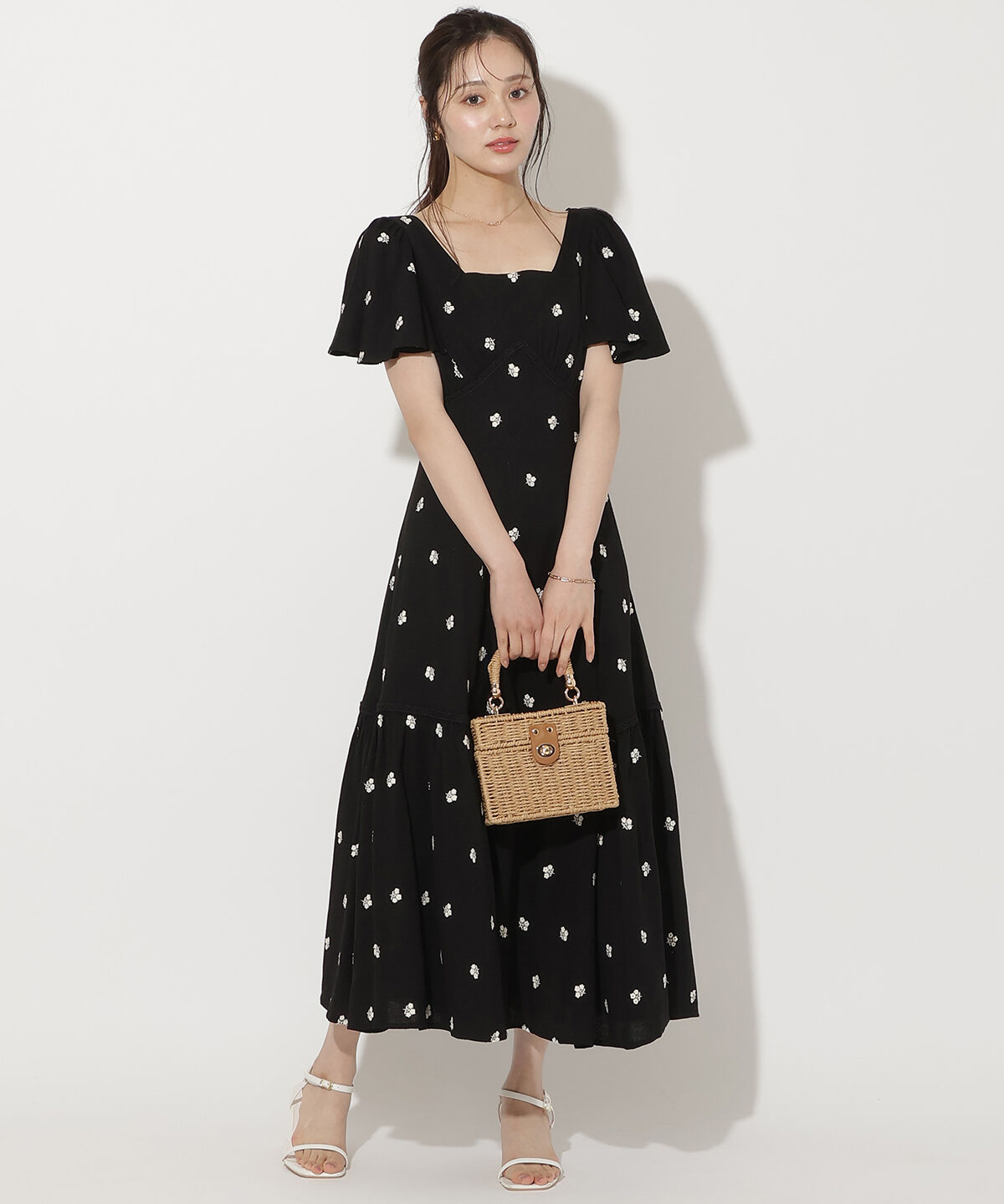 WILLSELECTION「小花刺繍フレアスリーブワンピース」|ワンピース|ブラック