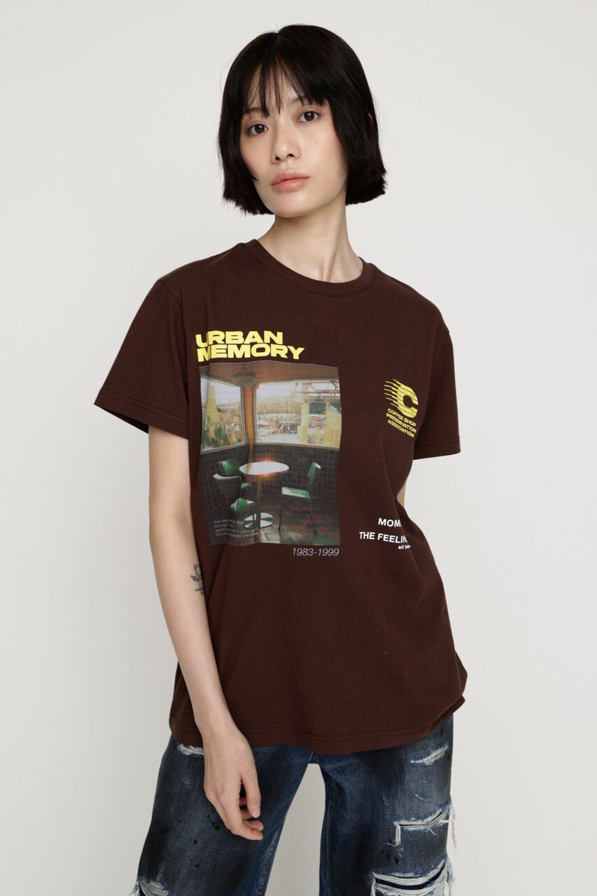 SLY「PHOTO LOGO Tシャツ」|Tシャツ・カットソー|BRN