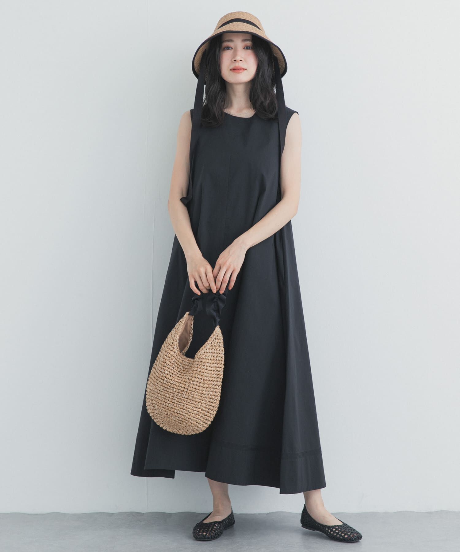 URBAN RESEARCH DOORS「撥水ノースリーブAラインワンピース」|ワンピース|ブラック