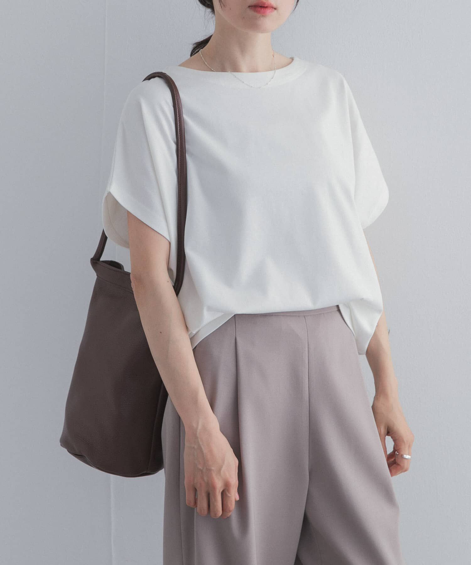URBAN RESEARCH DOORS「ドライコットンボートネックプルオーバー」|Tシャツ・カットソー|オフホワイト
