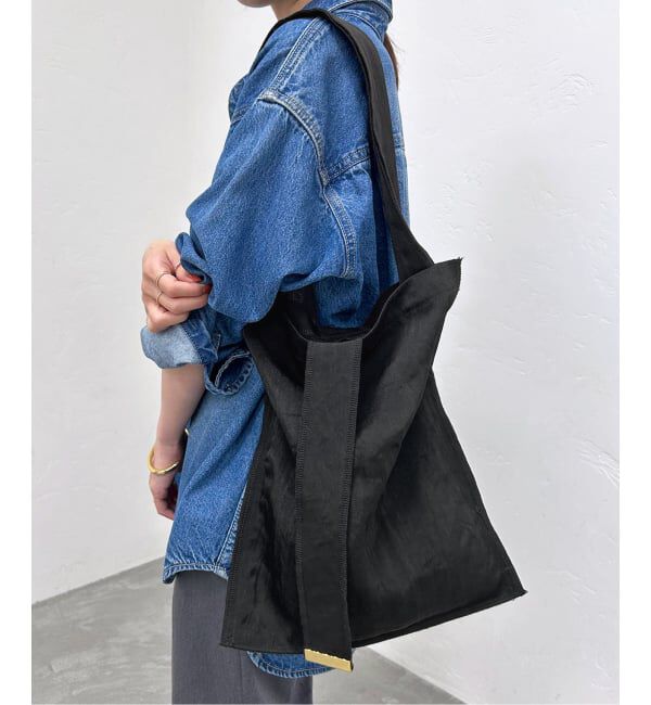 SLOBE IENA「《追加8予約》ITTI/イッチ SLOBE別注 TOTE M」|トートバッグ|ブラック
