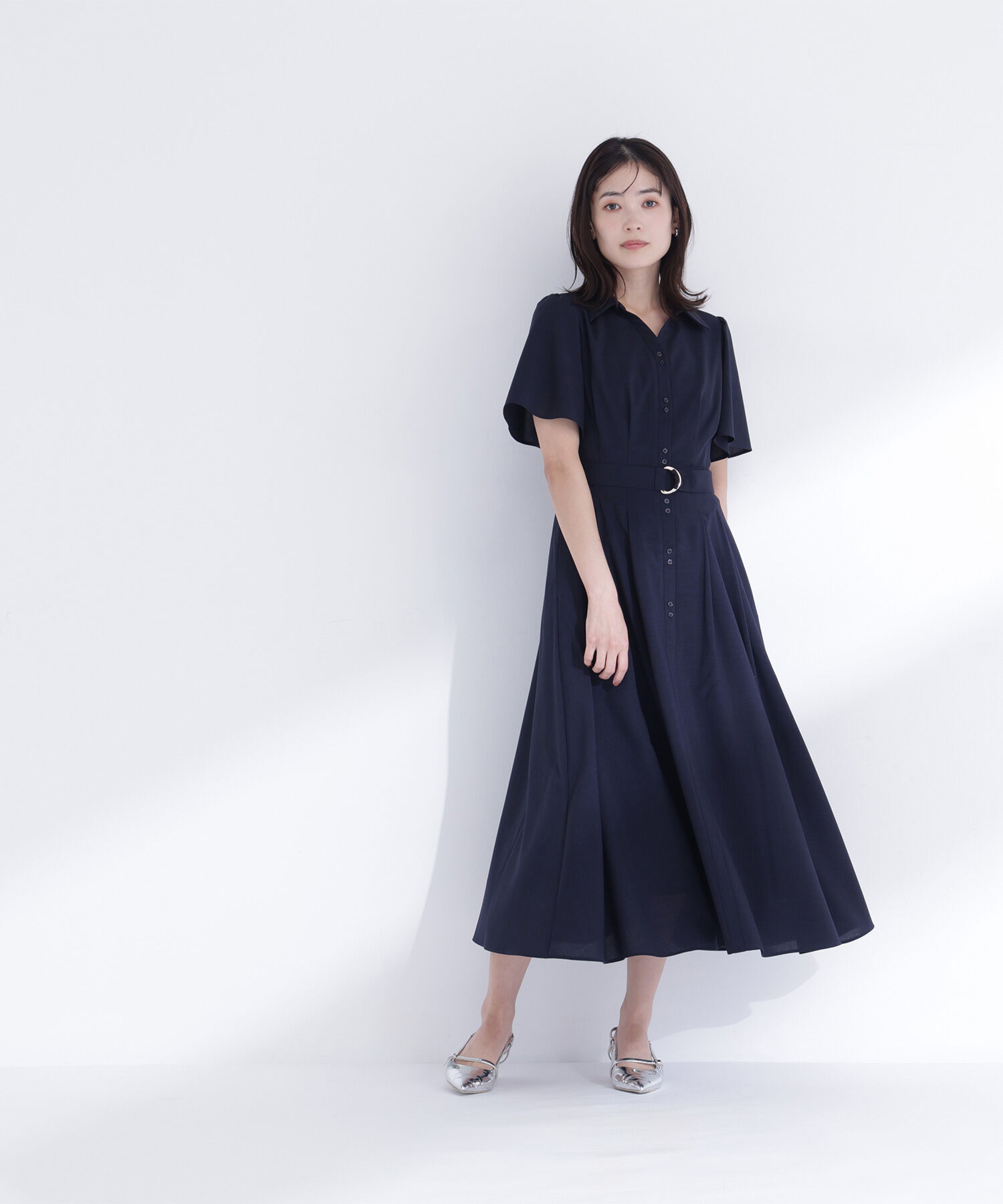  「〈ちょうど、いい服〉&ldquo;初めまして&rdquo;がうまくいく好印象ワンピース」|ワンピース|
