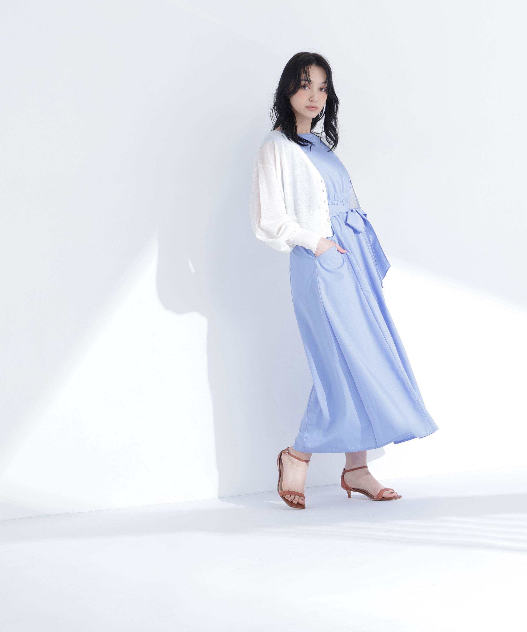  「〈ちょうど、いい服〉さらりと、涼しげ麻混カーディガン」|ニット・セーター|