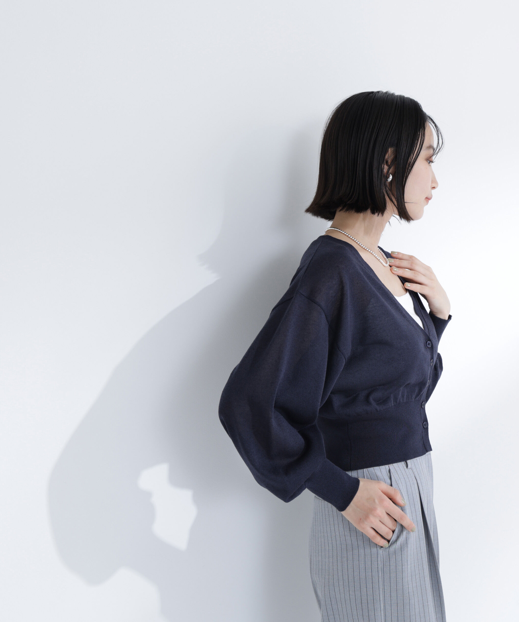 「〈ちょうど、いい服〉さらりと、涼しげ麻混カーディガン」|ニット・セーター|