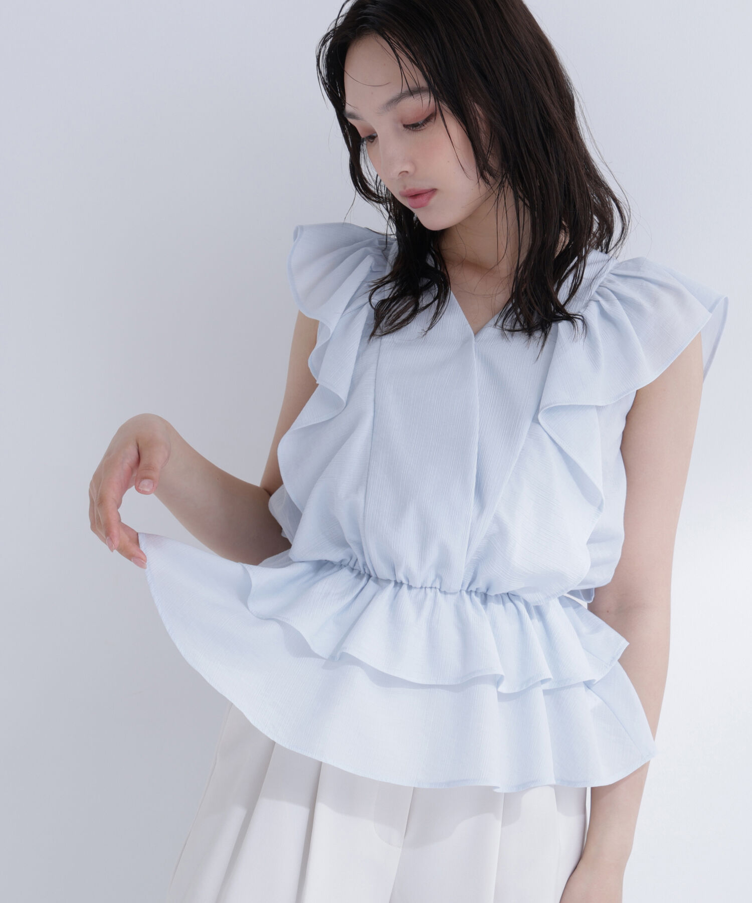  「〈山本里菜さんコラボ〉ラッフル楊柳ペプラムブラウス」|シャツ・ブラウス|