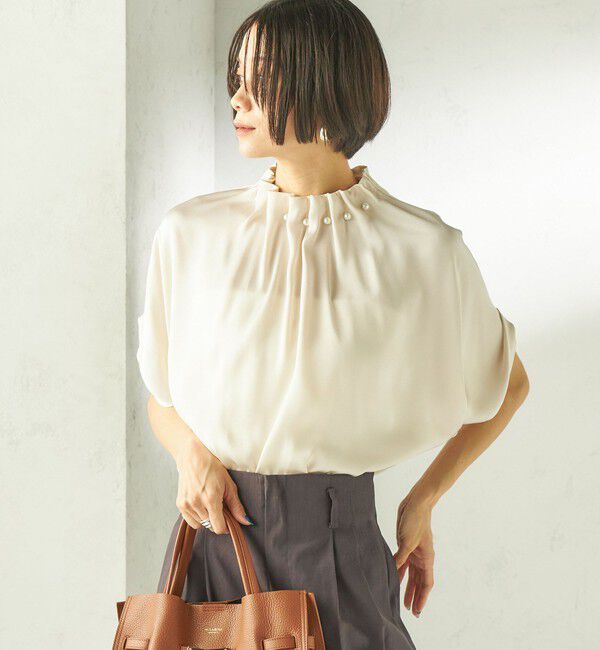 SHIPS for women「《一部予約》【一部WEB限定】〈手洗い可能〉パール モチーフ ネック ギャザー ドルマン ブラウス」|シャツ・ブラウス|