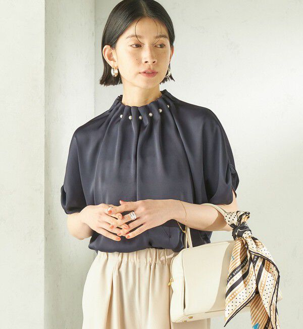 SHIPS for women「《一部予約》【一部WEB限定】〈手洗い可能〉パール モチーフ ネック ギャザー ドルマン ブラウス」|シャツ・ブラウス|