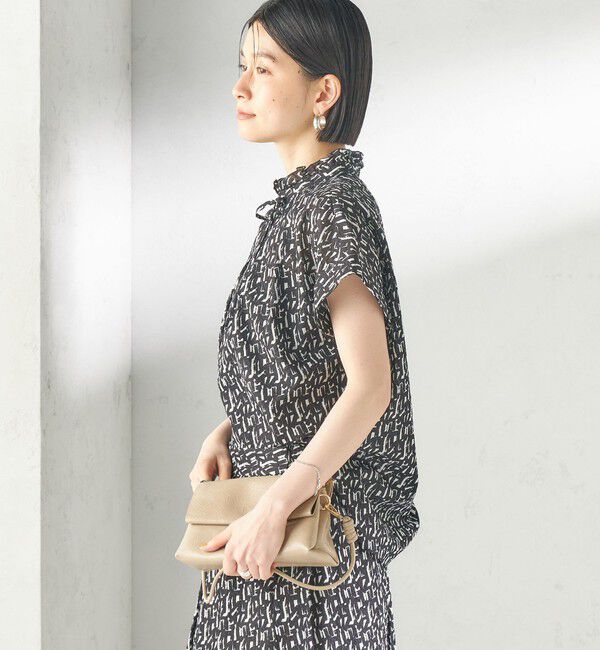 SHIPS for women「〈手洗い可能〉サッカー プリント フリル ネック 半袖 ブラウス」|シャツ・ブラウス|