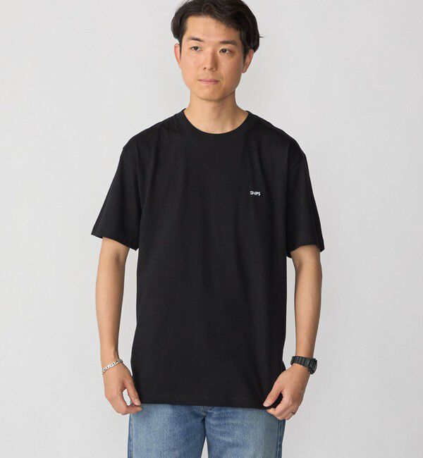 SHIPS「【WEB限定】SHIPS: マイクロ SHIPSロゴ Tシャツ」|Tシャツ・カットソー|ブラック