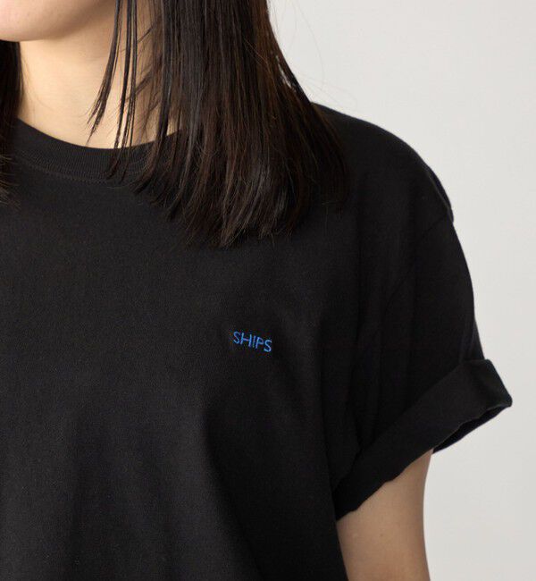 SHIPS「【WEB限定】SHIPS: マイクロ SHIPSロゴ Tシャツ」|Tシャツ・カットソー|ライトブルー