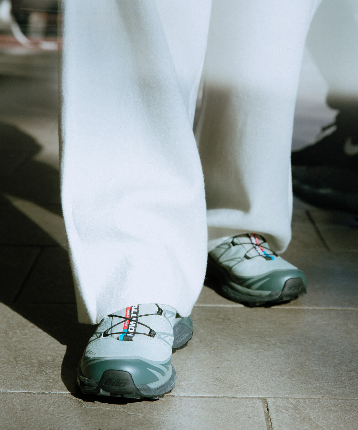 URBAN RESEARCH「『23-25.5サイズ』SALOMON　EXCLUSIVE XT-6 GTX」|スニーカー|
